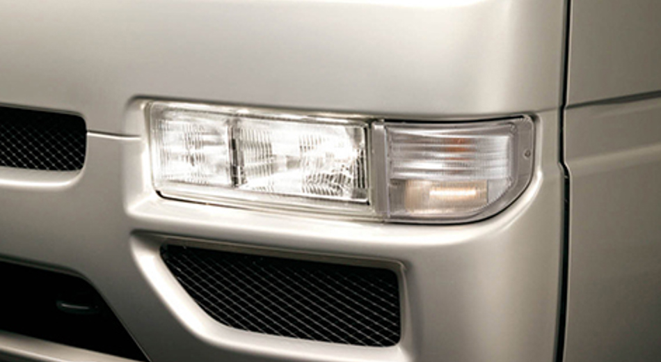 Civilian Bus halogen headlamps